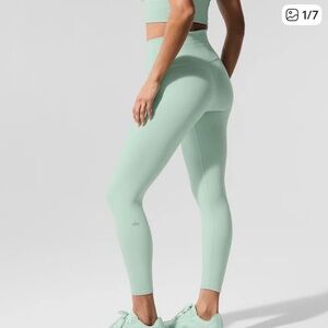ALO Yoga 7/8 Airbrush Spearmint Leggings - Small